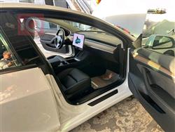 تێسلا مۆدێل 3